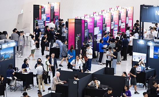 Try Everything 사7진